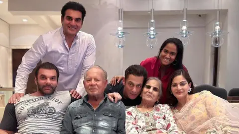 Salman Khan's Heartwarming Family Picture Celebrates Eid Ul Adha with Love and Unity